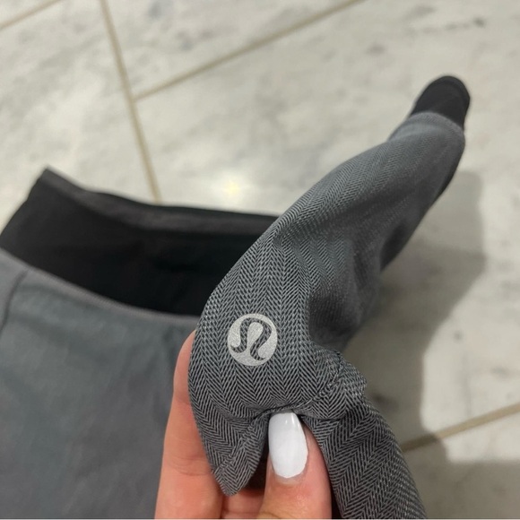 Lululemon Women's Gray Athletic Shorts. the print isn’t made anymore - Picture 2 of 4